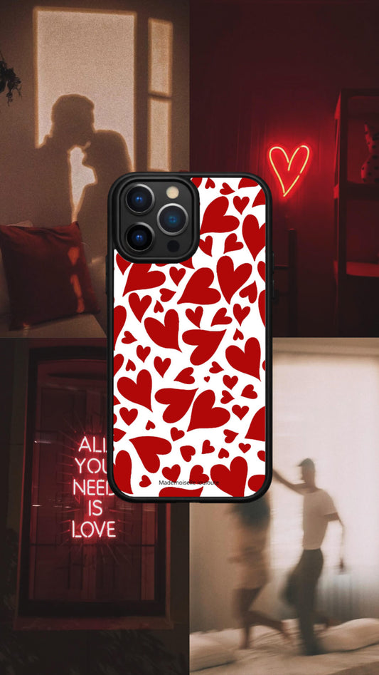 Moodboard coque coeur rouge