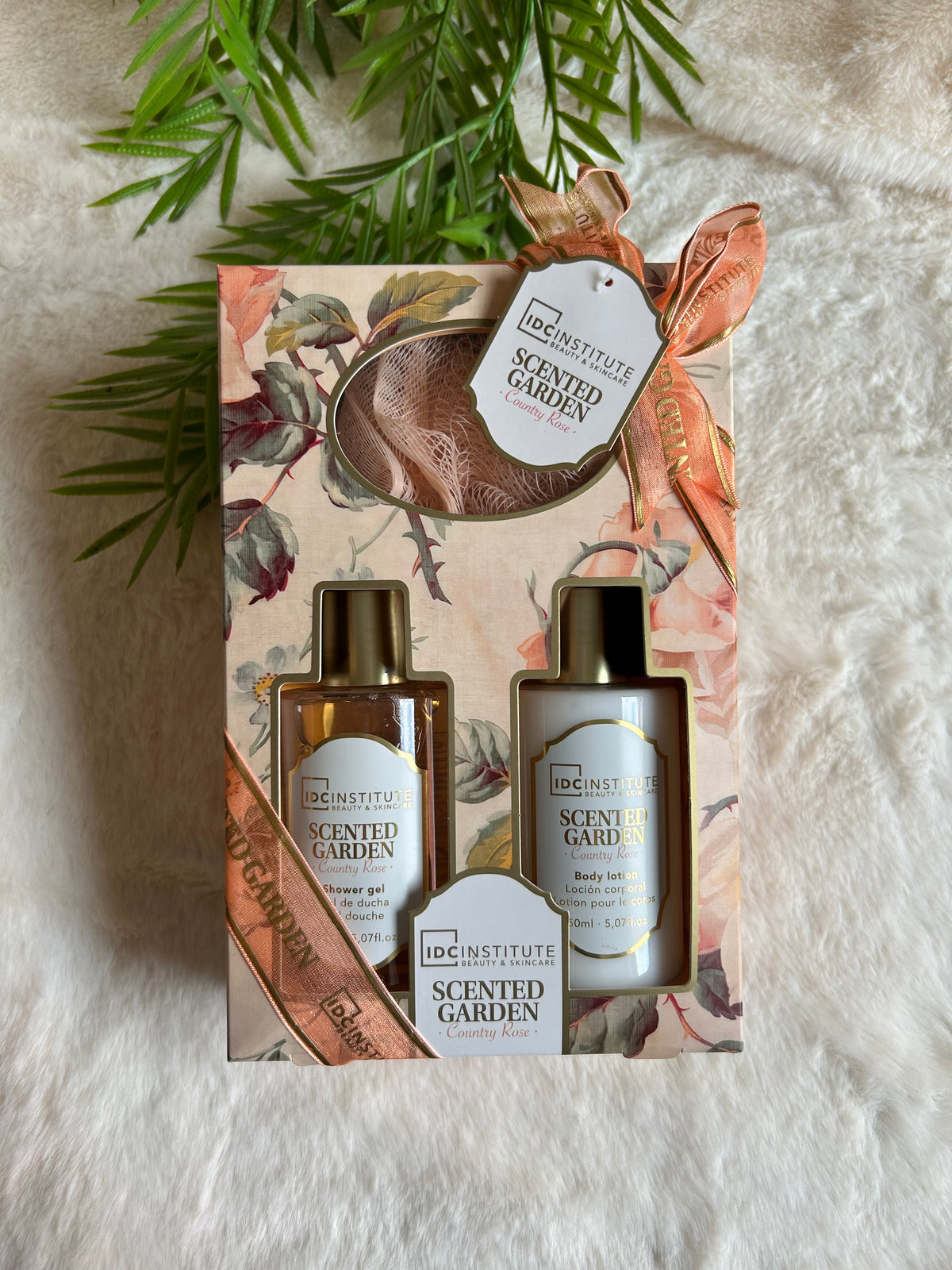 Coffret beauté jardin parfumé, lait corporel , gel douche; fleur de douche 