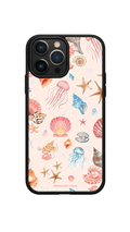 Coque de téléphone Rivage de la collection Beaux Jours avec coquillages, étoile de mer, méduse et illustrations marines.
