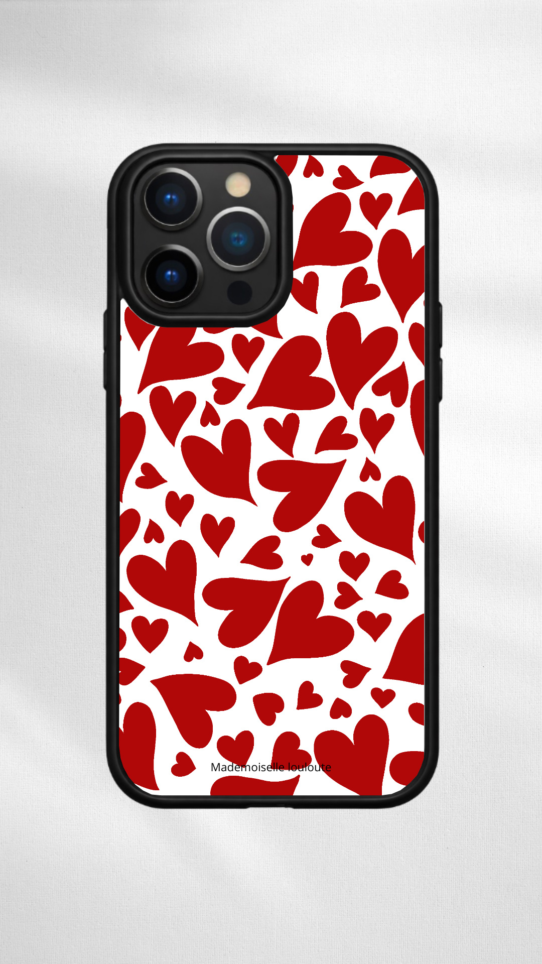 Coque coeur rouge fond blanc 