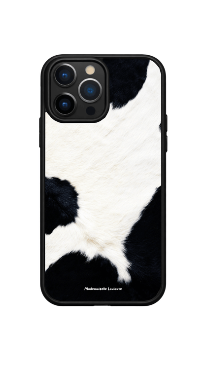 Coque de téléphone Milly avec motif effet fourrure blanche et noire
